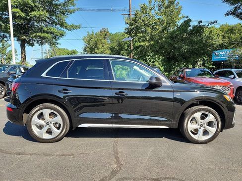 Used 2023 Audi Q5 2.0T Premium Plus w/ Premium Plus Package AWD/4WD image 13