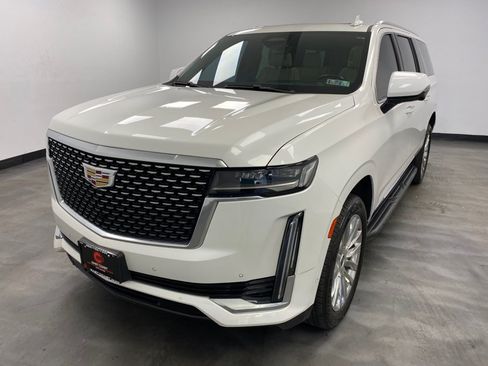 Used 2021 Cadillac Escalade ESV Premium Luxury AWD/4WD image 2