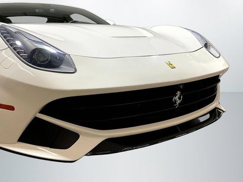 Used 2016 Ferrari F12 Berlinetta RWD image 26
