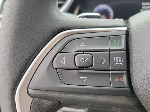 New 2025 Jeep Grand Cherokee Laredo X image 5