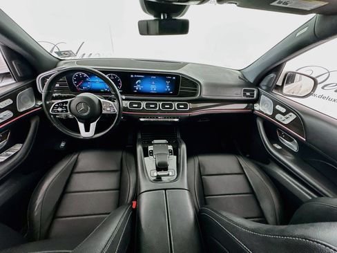 Used 2020 Mercedes-Benz GLS 450 4MATIC image 19