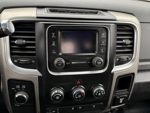 Used 2014 RAM 2500 SLT w/ Protection Group image 20