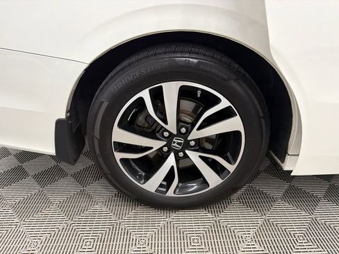 Used 2019 Honda Odyssey Elite image 18