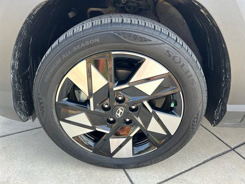 Used 2024 Hyundai Kona SEL FWD image 23