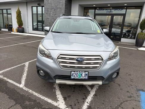 Used 2017 Subaru Outback 2.5i Limited image 4