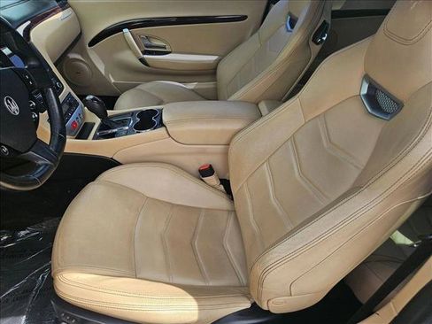 Used 2015 Maserati GranTurismo Sport RWD image 13