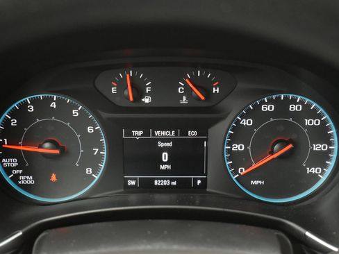 Used 2020 Chevrolet Equinox LS image 29