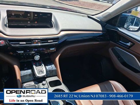 Used 2024 Acura MDX SH-AWD w/ Technology Package image 22