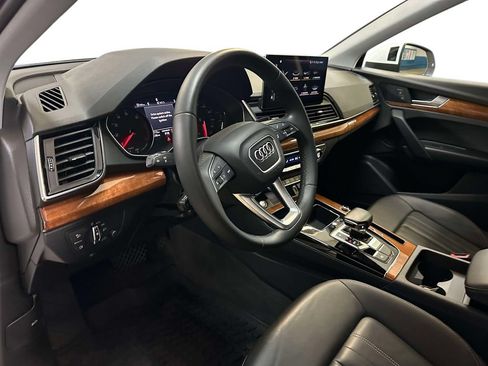 Used 2023 Audi Q5 2.0T Premium Plus w/ Convenience Package AWD/4WD image 16