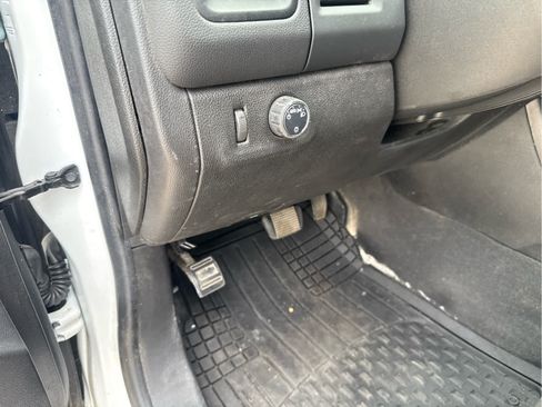 Used 2021 Chevrolet Colorado LT w/ Safety Package RWD image 24