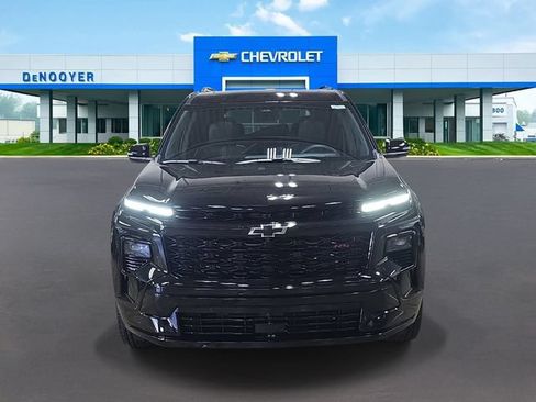 New 2026 Chevrolet Traverse RS w/ LPO, Floor Liner Package AWD/4WD image 3