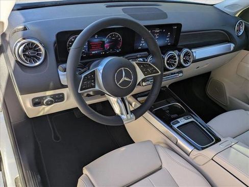 New 2026 Mercedes-Benz GLB 250 GLB 250 image 3
