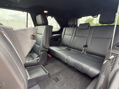 Certified 2025 Toyota Sequoia Platinum AWD/4WD image 6