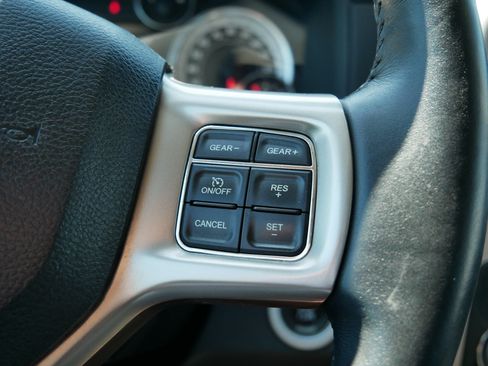 Used 2016 RAM 1500 Laramie w/ Convenience Group AWD/4WD image 30