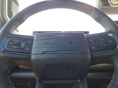 Used 2026 GMC Hummer EV SUV w/ LPO, Dark Essentials Package AWD/4WD image 30