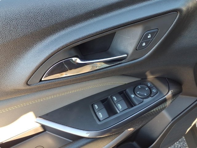 Used 2026 Chevrolet Trax ACTIV w/ Sunroof Package FWD image 16