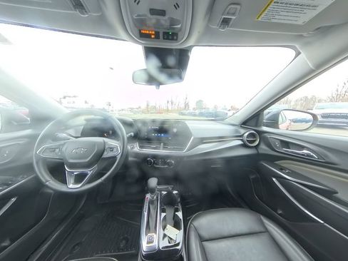 Used 2024 Chevrolet Trax ACTIV image 23