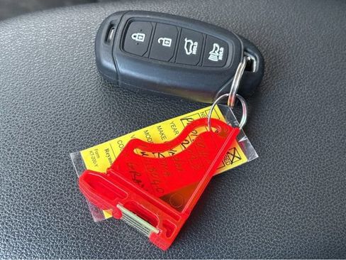 Used 2023 Hyundai Kona SEL FWD image 25
