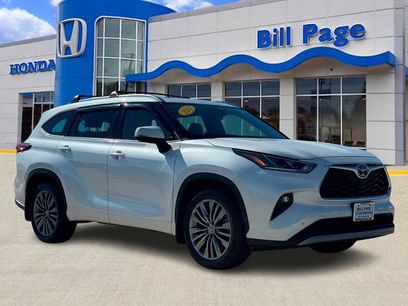 Used 2021 Toyota Highlander Platinum