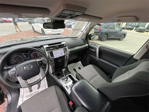 Used 2022 Toyota 4Runner SR5 image 22
