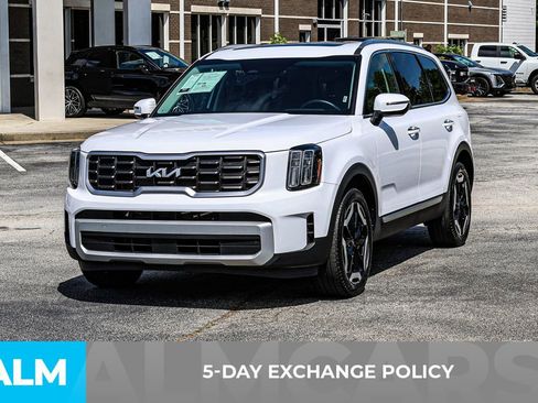 Used 2025 Kia Telluride S AWD/4WD image 4