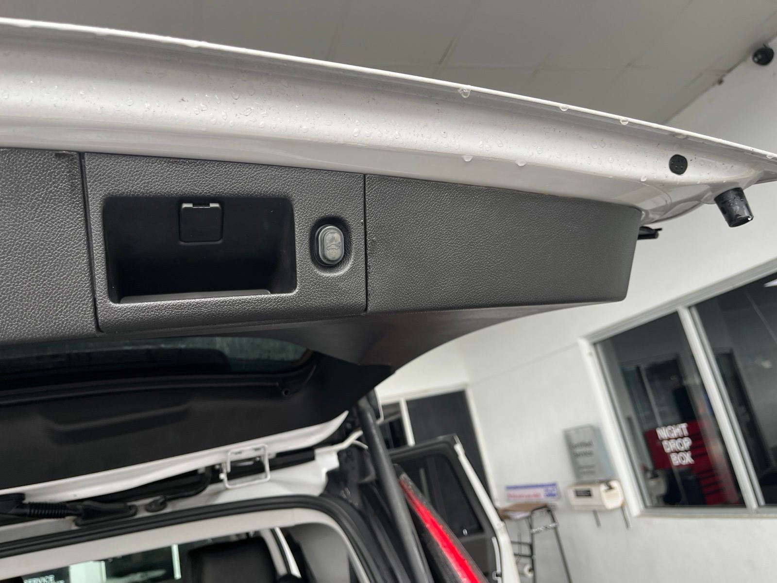 Used 2019 Cadillac Escalade Luxury RWD image 23