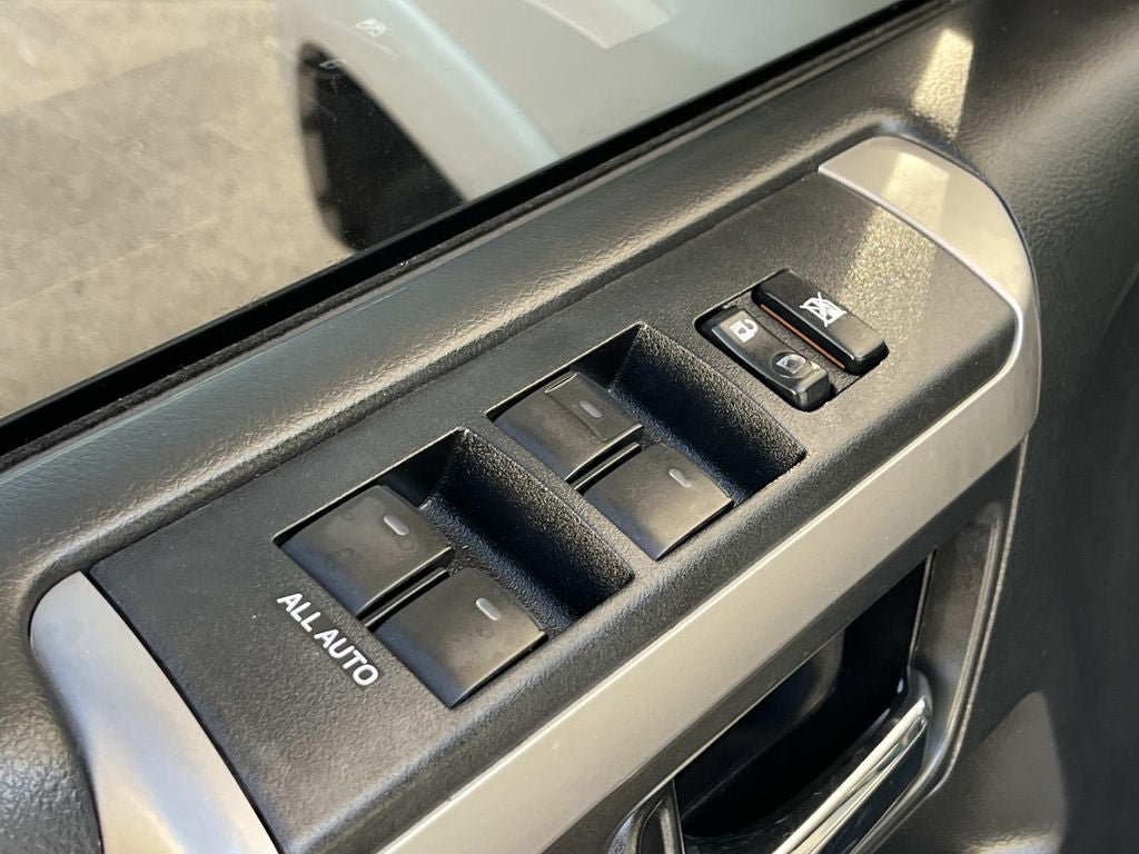 Used 2015 Toyota 4Runner SR5 RWD image 26
