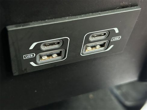 Used 2021 Jeep Cherokee Latitude Lux image 22