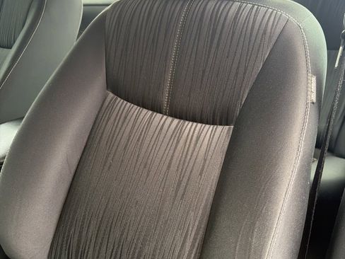 Used 2018 Nissan Sentra SV image 5