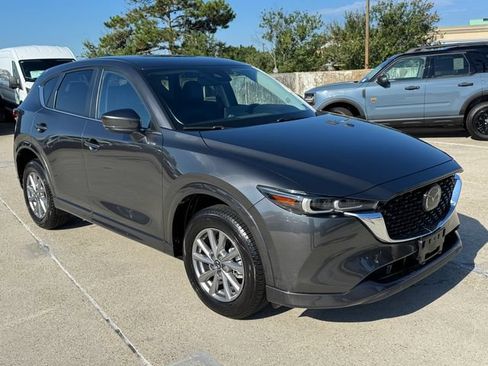 Used 2025 MAZDA CX-5 AWD 2.5 S w/ Preferred Package image 3