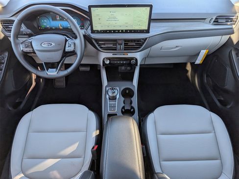 New 2026 Ford Escape Platinum image 5