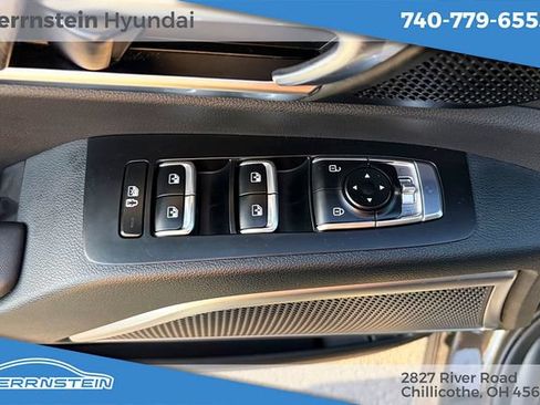 Used 2024 Kia Telluride EX w/ EX Captain's Chair Package AWD/4WD image 14