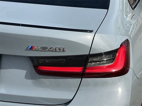 Used 2023 BMW M340i w/ Premium Package image 7