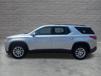 Used 2021 Chevrolet Traverse LT FWD video 2