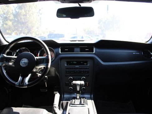 Used 2012 Ford Mustang GT Premium RWD image 18