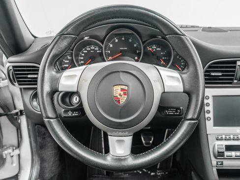 Used 2005 Porsche 911 Carrera RWD image 15