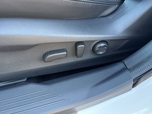 Certified 2025 Subaru Outback Limited XT image 21