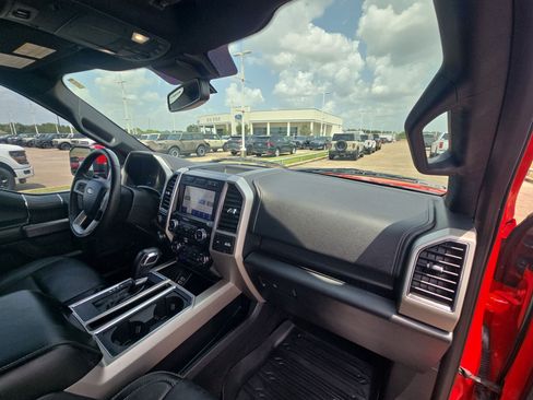 Used 2020 Ford F150 Lariat RWD image 30