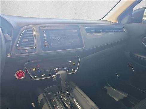 Used 2019 Honda HR-V EX image 13
