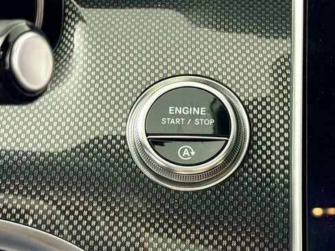 Used 2024 Mercedes-Benz C 43 AMG 4MATIC Sedan w/ AMG Carbon Fiber Package image 17