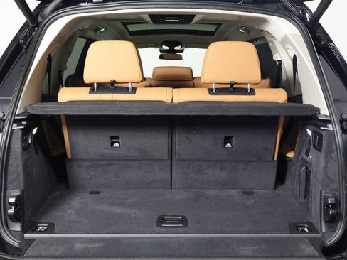 Used 2026 BMW X7 xDrive40i w/ Premium Package image 15