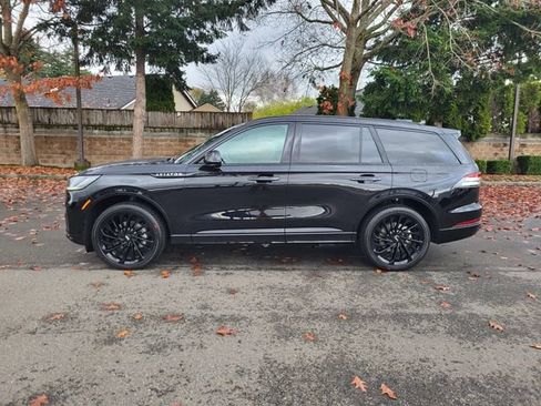 New 2026 Lincoln Aviator Reserve image 2