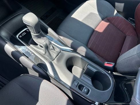 Used 2025 Toyota Corolla SE FWD image 26