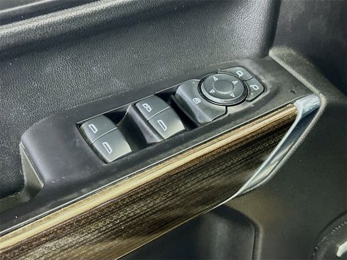 Used 2021 Chevrolet Silverado 1500 LT Trail Boss w/ Convenience Package II image 15