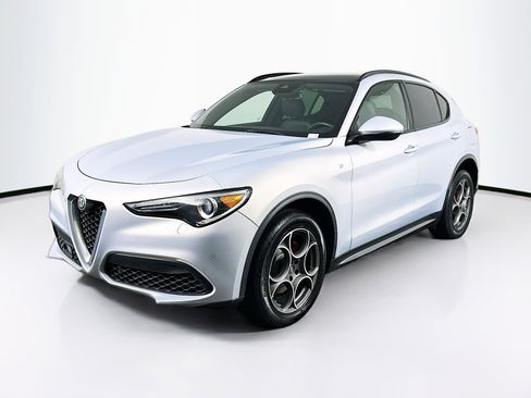 Used 2022 Alfa Romeo Stelvio Ti w/ Active Assist Plus Package image 3