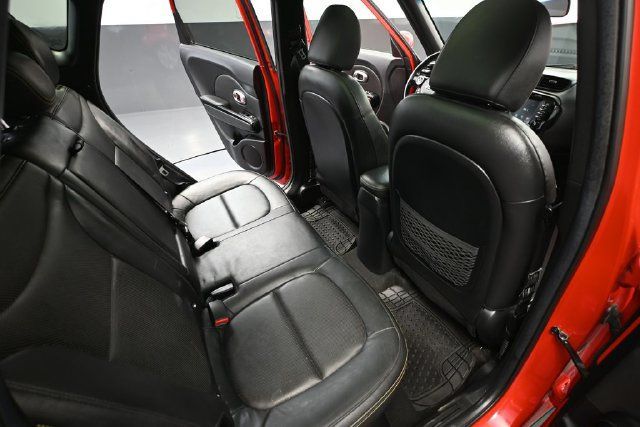 Used 2014 Kia Soul + w/ Primo Package FWD image 35