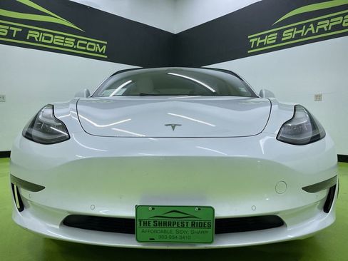 Used 2020 Tesla Model 3 Standard Range Plus image 3