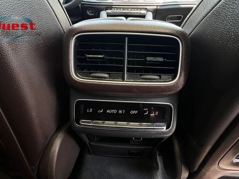Used 2020 Mercedes-Benz GLS 450 4MATIC image 25