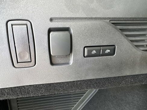 New 2026 Lincoln Nautilus Reserve image 12