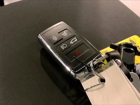 Used 2025 Land Rover Range Rover Sport SV Edition Two image 13